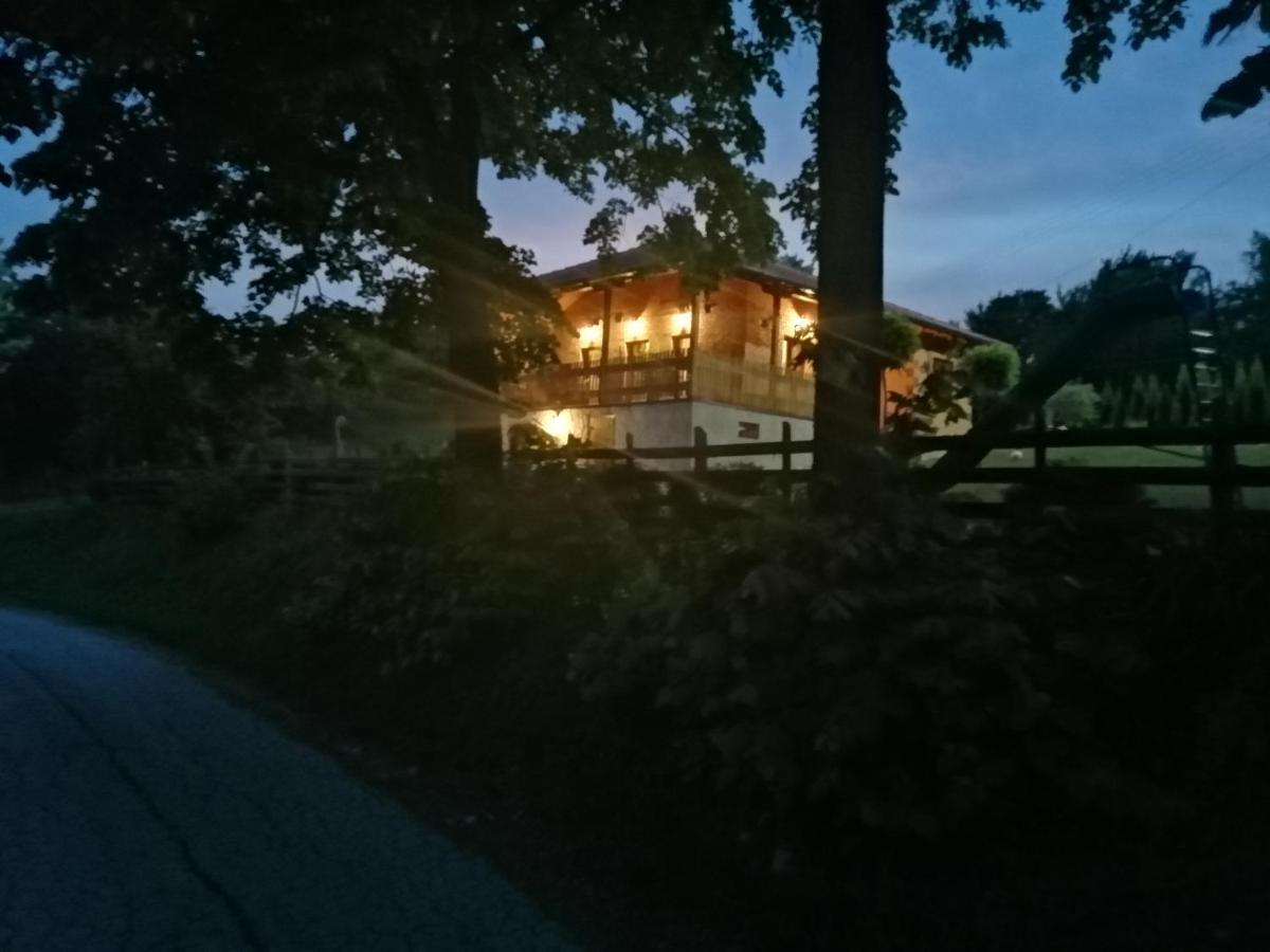 Kuca Za Uzivanje Валево Екстериор снимка